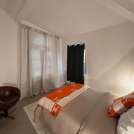 Appartement Quai De Seine Tour Eiffel Trocadero à Paris Extérieur photo