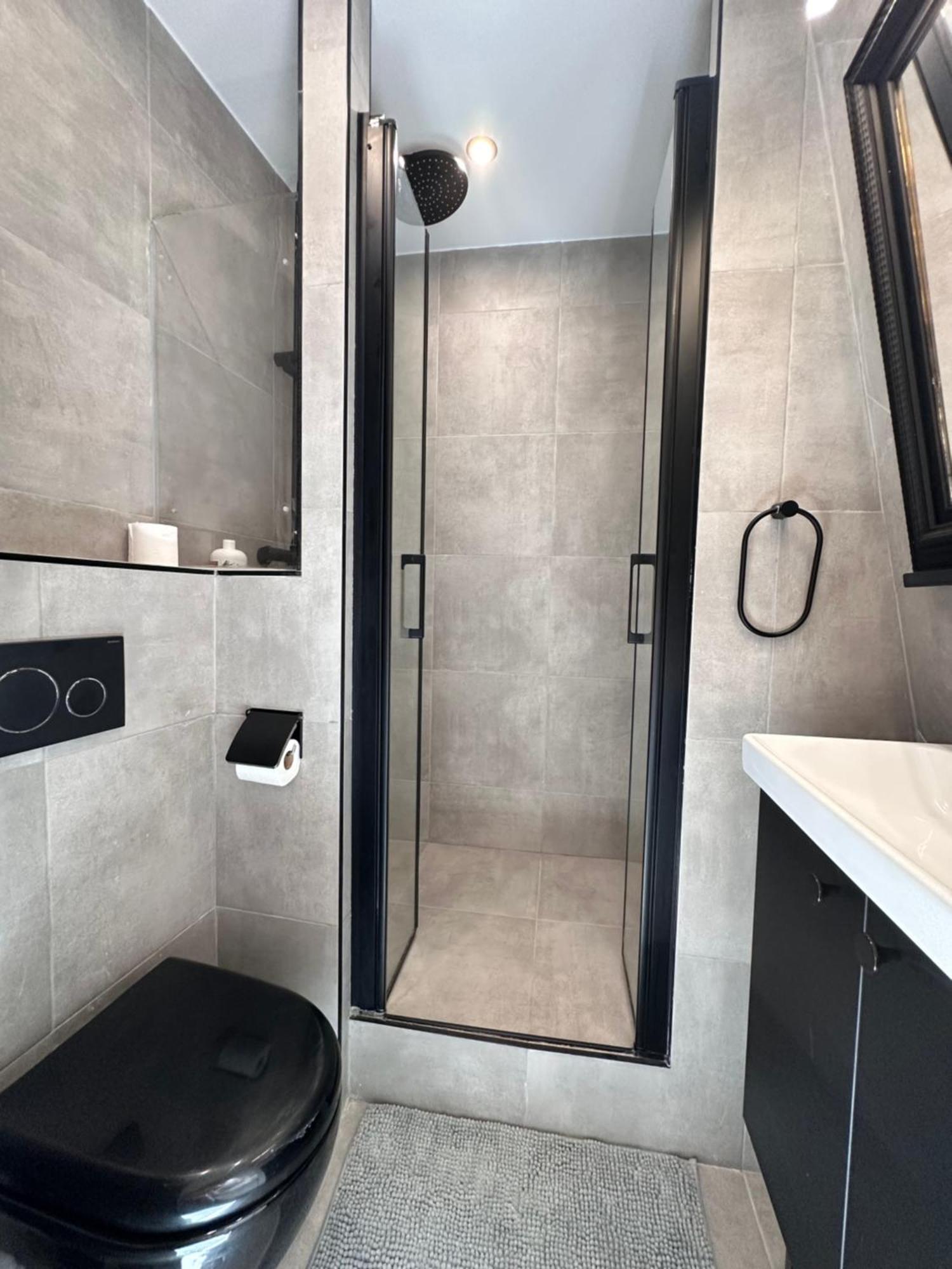 Appartement Quai De Seine Tour Eiffel Trocadero à Paris Extérieur photo